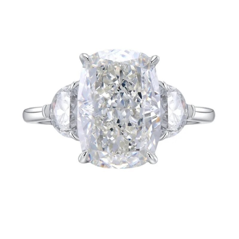 15.76 ct. Elongated Cushion Cut Pale Champagne & Trillion Cut White Diamond Ring - Picture 1 of 16